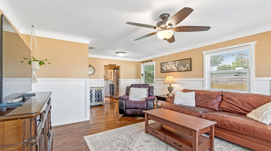 St Petersburg, Florida 33713, 3 Bedroom Bedrooms, ,2 Bathroombathrooms,Residential,For Sale,16Th,0,Mfrtb8522892