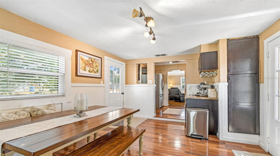 St Petersburg, Florida 33713, 3 Bedroom Bedrooms, ,2 Bathroombathrooms,Residential,For Sale,16Th,0,Mfrtb8522892