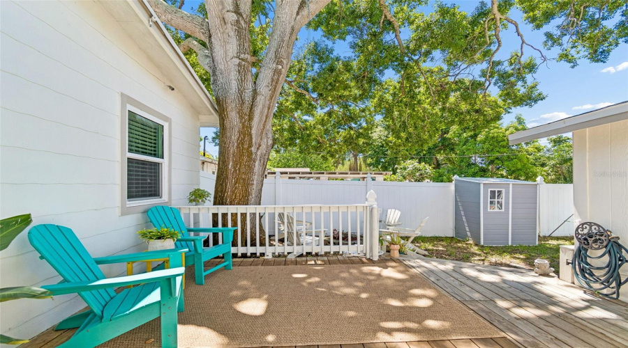 St Petersburg, Florida 33713, 3 Bedroom Bedrooms, ,2 Bathroombathrooms,Residential,For Sale,16Th,0,Mfrtb8522892