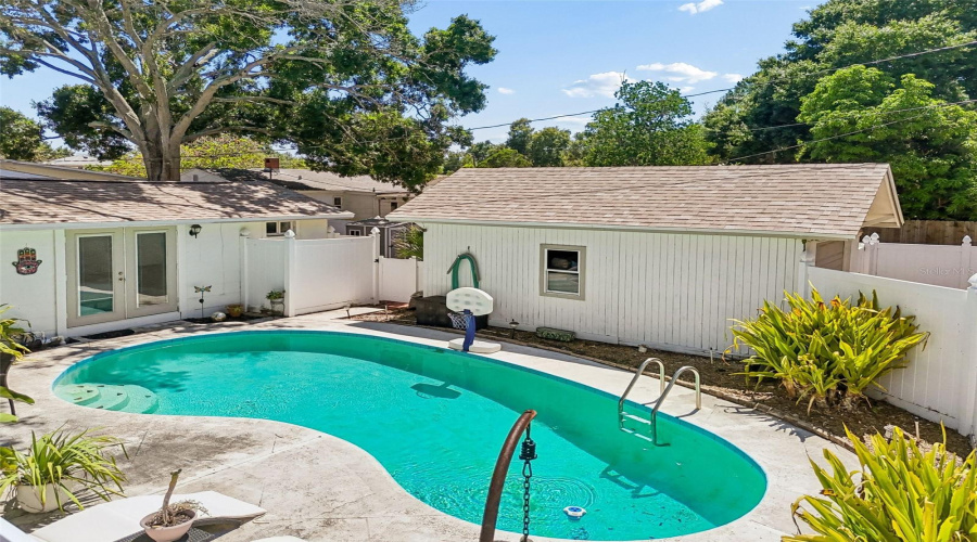 St Petersburg, Florida 33713, 3 Bedroom Bedrooms, ,2 Bathroombathrooms,Residential,For Sale,16Th,0,Mfrtb8522892