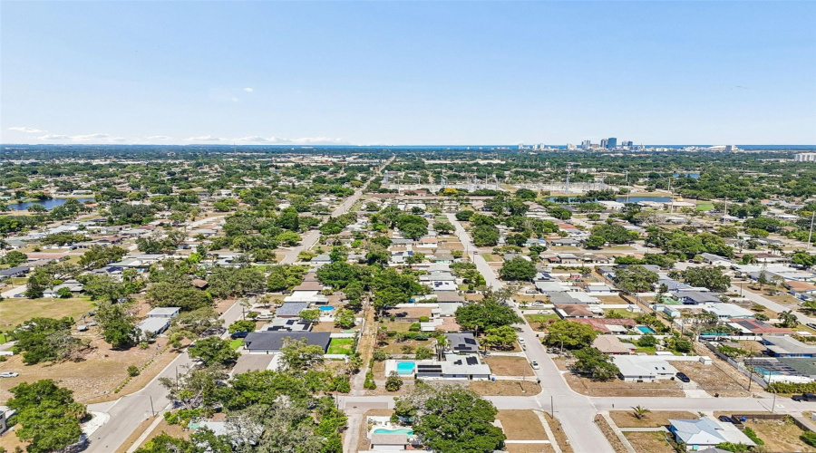 St Petersburg, Florida 33713, 3 Bedroom Bedrooms, ,2 Bathroombathrooms,Residential,For Sale,16Th,0,Mfrtb8522892