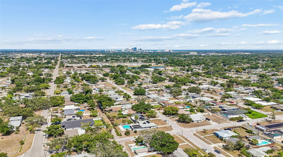 St Petersburg, Florida 33713, 3 Bedroom Bedrooms, ,2 Bathroombathrooms,Residential,For Sale,16Th,0,Mfrtb8522892