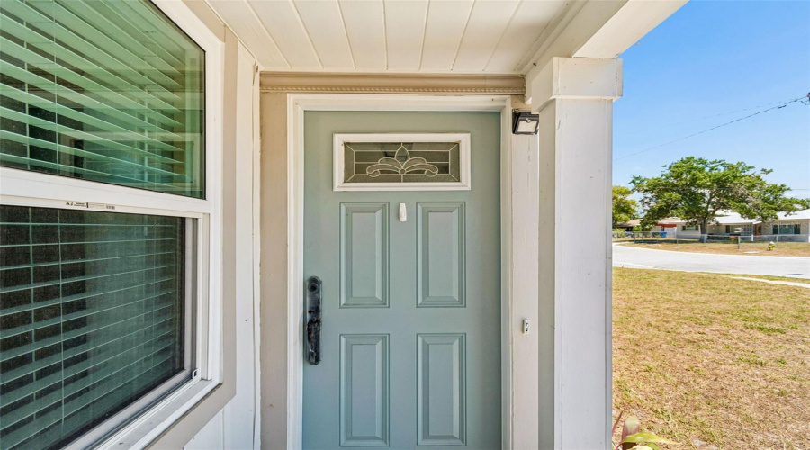 St Petersburg, Florida 33713, 3 Bedroom Bedrooms, ,2 Bathroombathrooms,Residential,For Sale,16Th,0,Mfrtb8522892