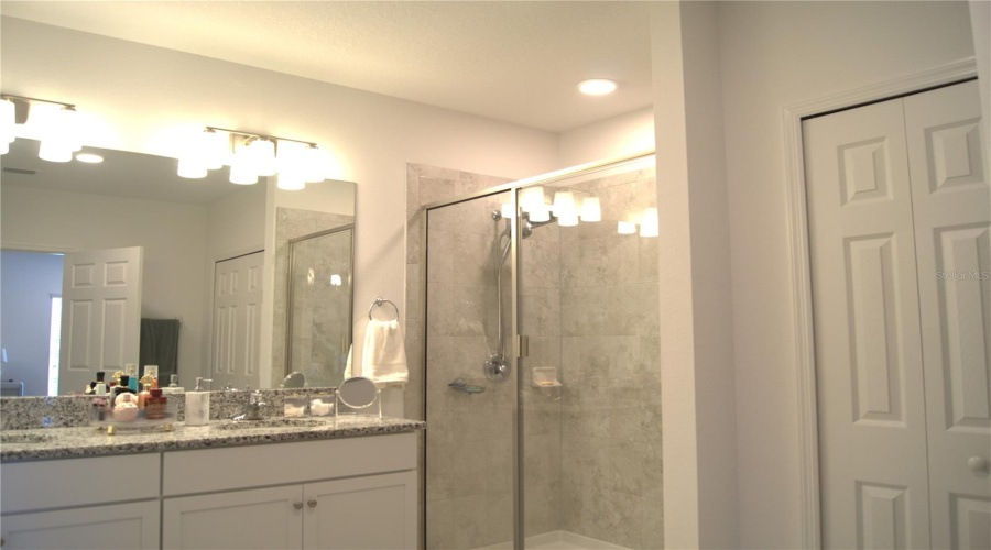 Dade City, Florida 33525, 4 Bedroom Bedrooms, ,3 Bathroombathrooms,Residential,For Sale,Hilltop Farms,0,Mfrtb8524304