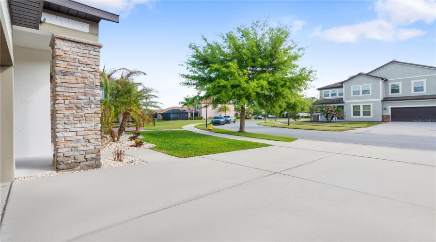 Riverview, Florida 33579, 5 Bedroom Bedrooms, ,4 Bathroombathrooms,Residential,For Sale,Cross Vine,0,Mfrtb8492786