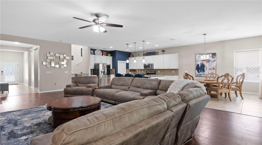 Riverview, Florida 33579, 5 Bedroom Bedrooms, ,4 Bathroombathrooms,Residential,For Sale,Cross Vine,0,Mfrtb8492786