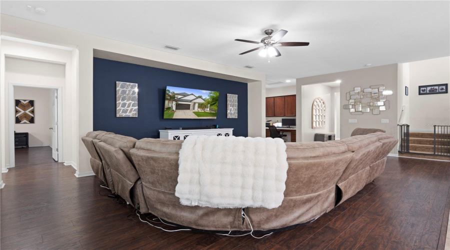 Riverview, Florida 33579, 5 Bedroom Bedrooms, ,4 Bathroombathrooms,Residential,For Sale,Cross Vine,0,Mfrtb8492786