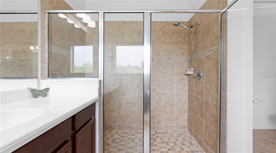 Riverview, Florida 33579, 5 Bedroom Bedrooms, ,4 Bathroombathrooms,Residential,For Sale,Cross Vine,0,Mfrtb8492786