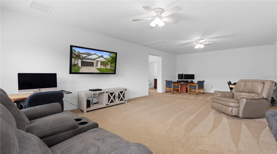Riverview, Florida 33579, 5 Bedroom Bedrooms, ,4 Bathroombathrooms,Residential,For Sale,Cross Vine,0,Mfrtb8492786