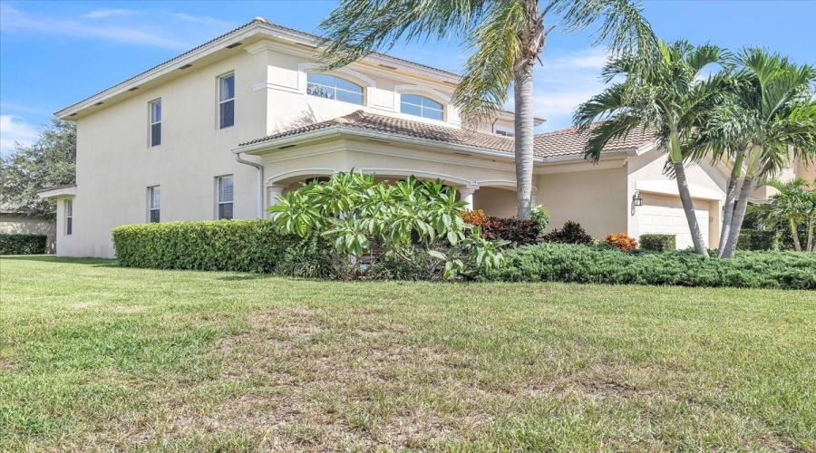 Port Charlotte, Florida 33980, 4 Bedroom Bedrooms, ,2 Bathroombathrooms,Residential,For Sale,River Bank,0,Mfrc7529972