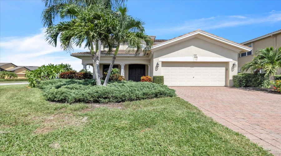 Port Charlotte, Florida 33980, 4 Bedroom Bedrooms, ,2 Bathroombathrooms,Residential,For Sale,River Bank,0,Mfrc7529972