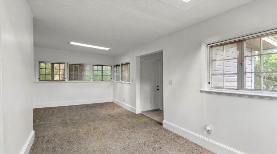 Orlando, Florida 32801, 4 Bedroom Bedrooms, ,3 Bathroombathrooms,Residential,For Sale,Osceola,0,Mfro6436521
