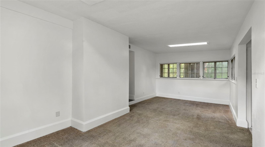 Orlando, Florida 32801, 4 Bedroom Bedrooms, ,3 Bathroombathrooms,Residential,For Sale,Osceola,0,Mfro6436521