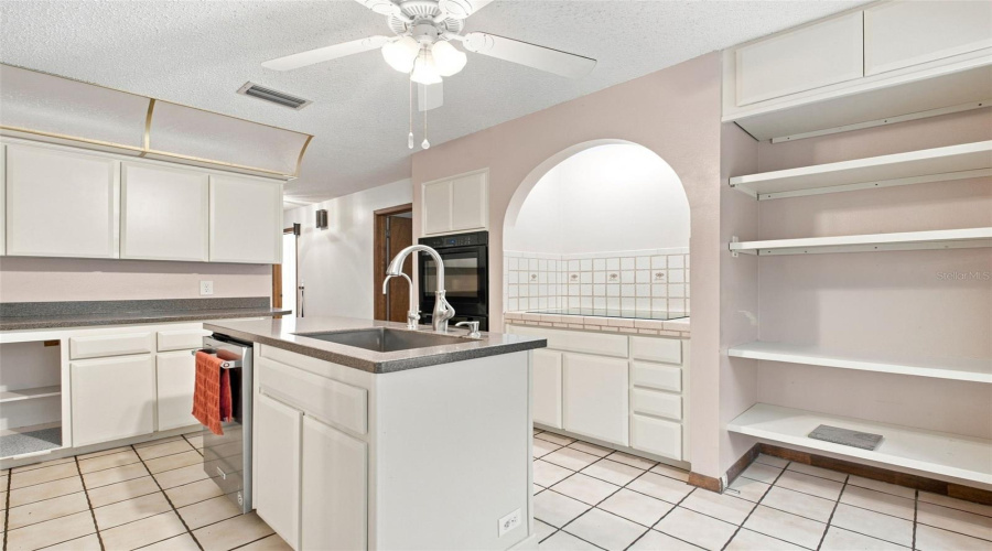 New Port Richey, Florida 34654, 3 Bedroom Bedrooms, ,3 Bathroombathrooms,Residential,For Sale,Jasmine,0,Mfrtb8529200