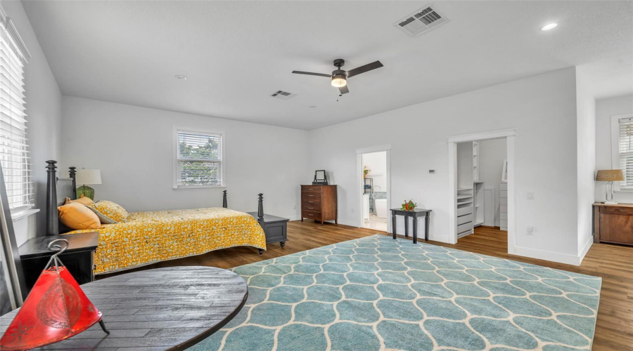 Winter Park, Florida 32789, 4 Bedroom Bedrooms, ,4 Bathroombathrooms,Residential,For Sale,Chestnut,0,Mfro6402502