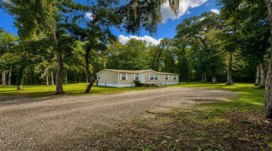 Brooksville, Florida 34601, 3 Bedroom Bedrooms, ,2 Bathroombathrooms,Residential,For Sale,Citrus,0,Mfrtb8540834