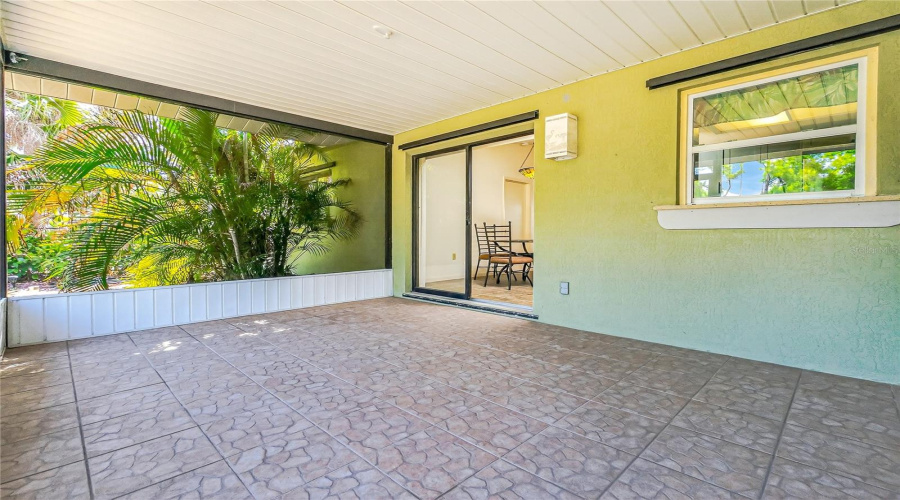 Screened Lanai With Pass Through Service Window