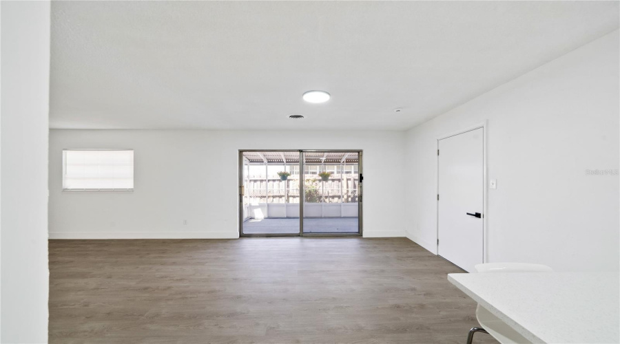 Daytona Beach, Florida 32117, 3 Bedroom Bedrooms, ,2 Bathroombathrooms,Residential,For Sale,Westward,0,Mfro6436922