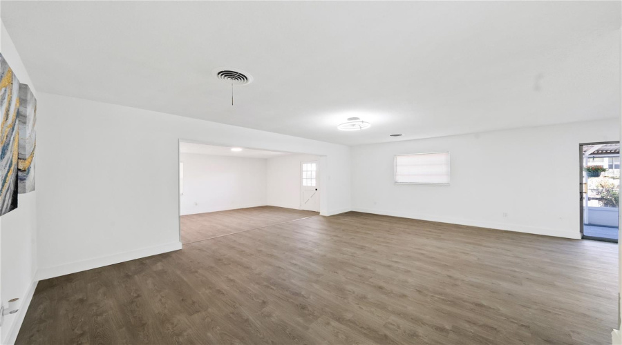 Daytona Beach, Florida 32117, 3 Bedroom Bedrooms, ,2 Bathroombathrooms,Residential,For Sale,Westward,0,Mfro6436922
