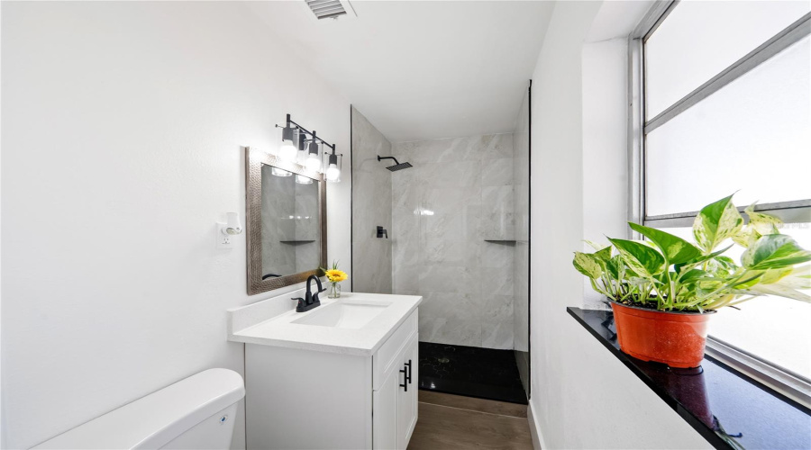 Daytona Beach, Florida 32117, 3 Bedroom Bedrooms, ,2 Bathroombathrooms,Residential,For Sale,Westward,0,Mfro6436922