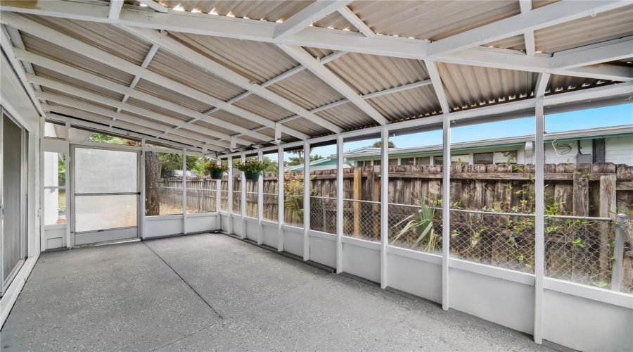 Daytona Beach, Florida 32117, 3 Bedroom Bedrooms, ,2 Bathroombathrooms,Residential,For Sale,Westward,0,Mfro6436922