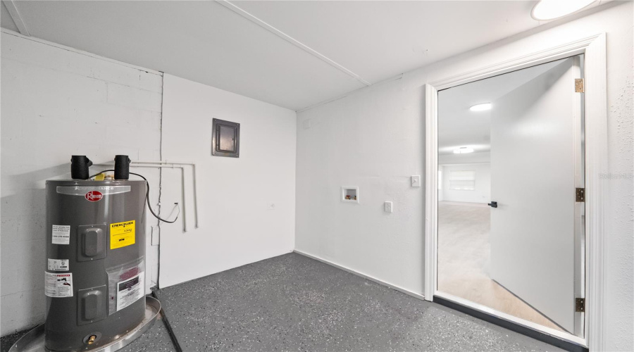 Daytona Beach, Florida 32117, 3 Bedroom Bedrooms, ,2 Bathroombathrooms,Residential,For Sale,Westward,0,Mfro6436922