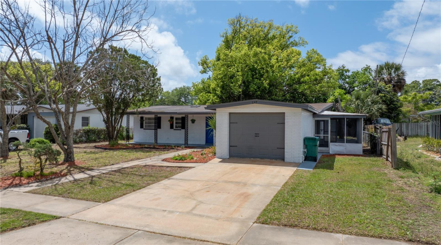 Daytona Beach, Florida 32117, 3 Bedroom Bedrooms, ,2 Bathroombathrooms,Residential,For Sale,Westward,0,Mfro6436922