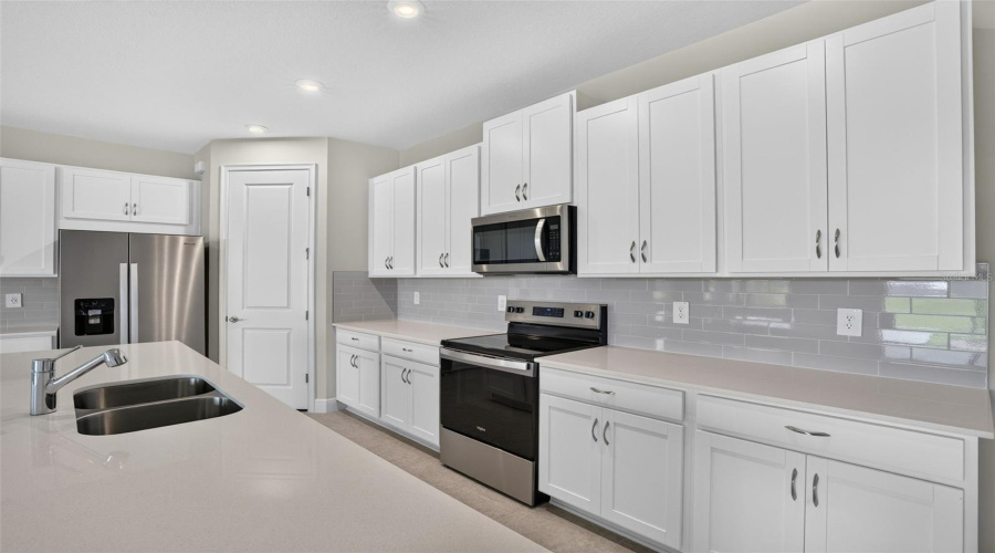 Parrish, Florida 34219, 3 Bedroom Bedrooms, ,2 Bathroombathrooms,Residential,For Sale,124Th,0,Mfrtb8445048