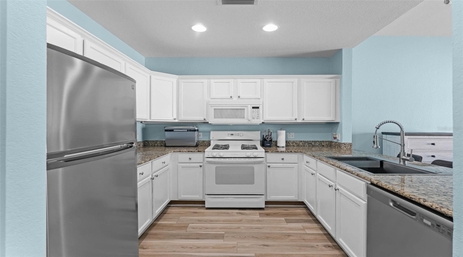 Reunion, Florida 34747, 1 Bedroom Bedrooms, ,1 Bathroombathrooms,Residential,For Sale,Seven Eagles Ct,0,Mfro6296979