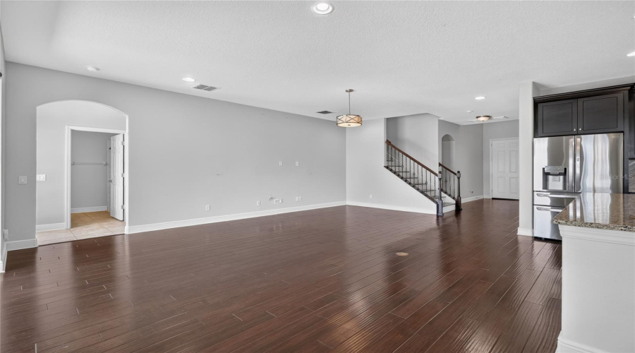Lutz, Florida 33558, 5 Bedroom Bedrooms, ,3 Bathroombathrooms,Residential,For Sale,Nature View,0,Mfrl4963381