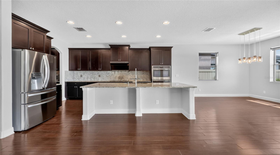 Lutz, Florida 33558, 5 Bedroom Bedrooms, ,3 Bathroombathrooms,Residential,For Sale,Nature View,0,Mfrl4963381