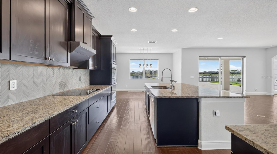 Lutz, Florida 33558, 5 Bedroom Bedrooms, ,3 Bathroombathrooms,Residential,For Sale,Nature View,0,Mfrl4963381