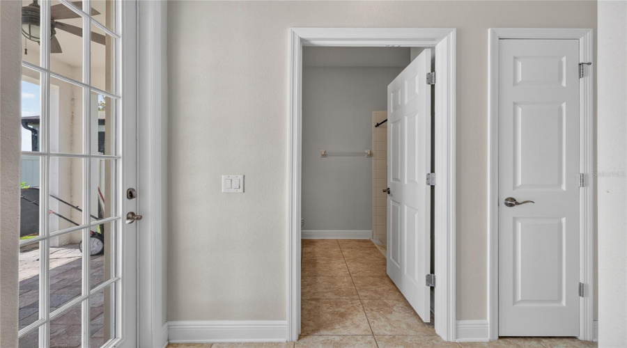 Lutz, Florida 33558, 5 Bedroom Bedrooms, ,3 Bathroombathrooms,Residential,For Sale,Nature View,0,Mfrl4963381