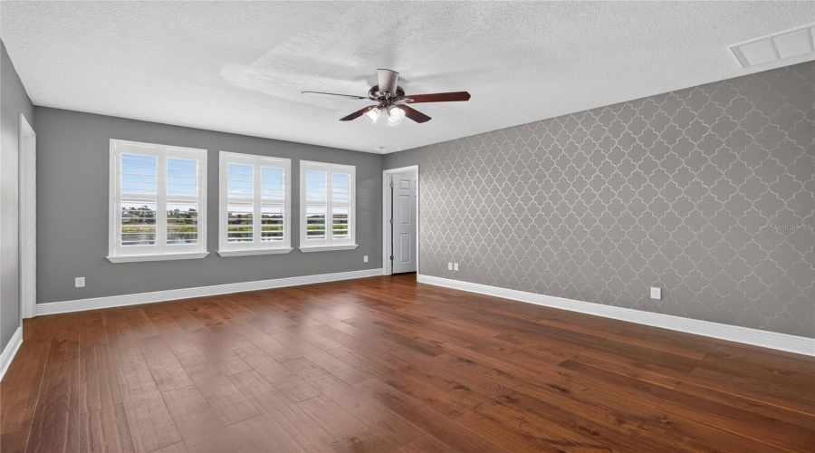 Lutz, Florida 33558, 5 Bedroom Bedrooms, ,3 Bathroombathrooms,Residential,For Sale,Nature View,0,Mfrl4963381
