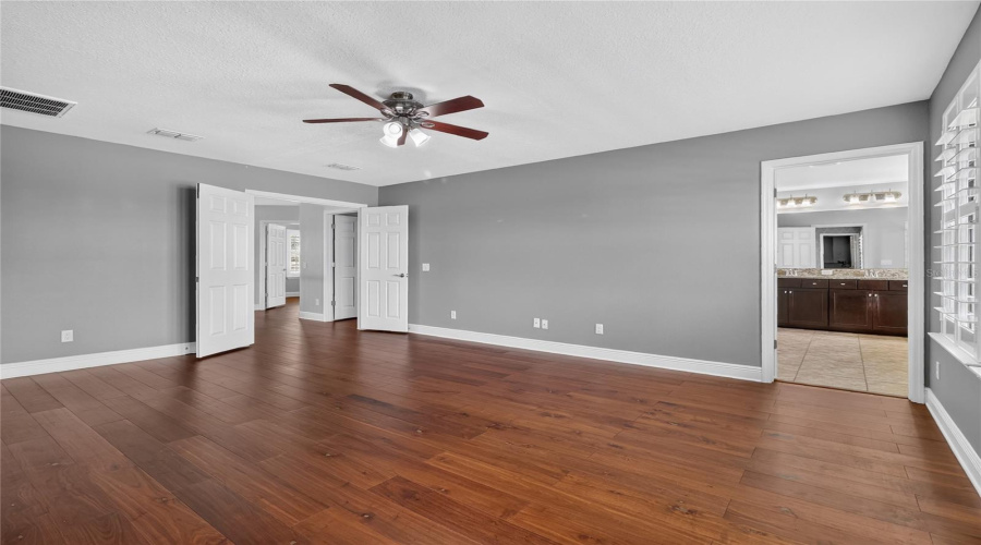 Lutz, Florida 33558, 5 Bedroom Bedrooms, ,3 Bathroombathrooms,Residential,For Sale,Nature View,0,Mfrl4963381