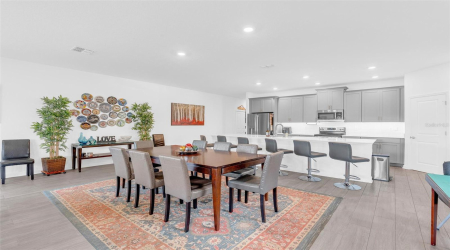 Orlando, Florida 32832, 5 Bedroom Bedrooms, ,3 Bathroombathrooms,Residential,For Sale,Language,0,Mfro6414908