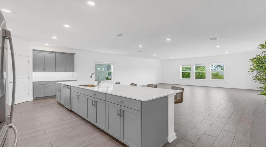 Orlando, Florida 32832, 5 Bedroom Bedrooms, ,3 Bathroombathrooms,Residential,For Sale,Language,0,Mfro6414908