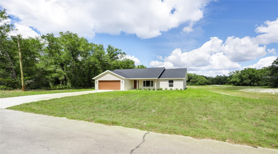 Williston, Florida 32696, 3 Bedroom Bedrooms, ,2 Bathroombathrooms,Residential,For Sale,Country Club,0,Mfrgc542278
