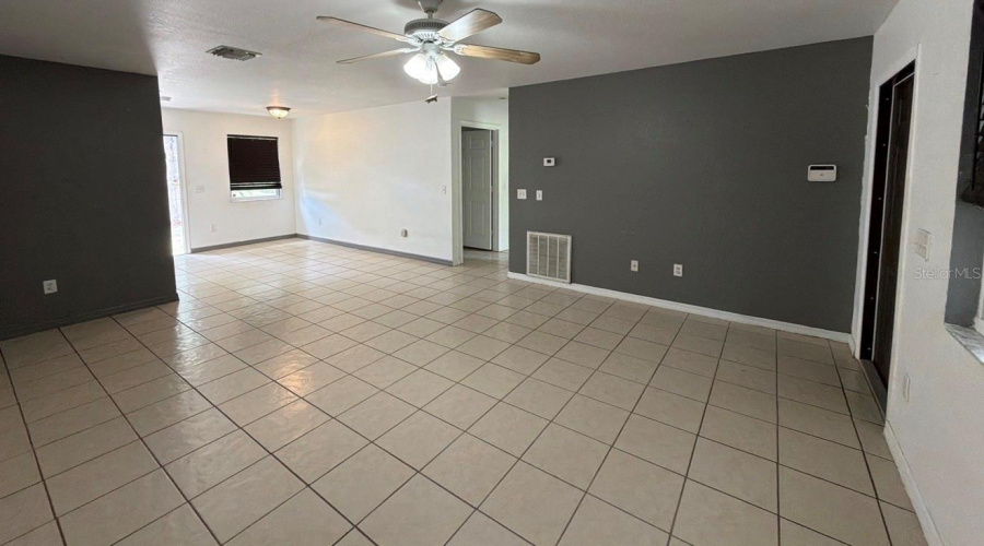 Venice, Florida 34293, 3 Bedroom Bedrooms, ,2 Bathroombathrooms,Residential,For Sale,Woodmere,0,Mfrn6145100