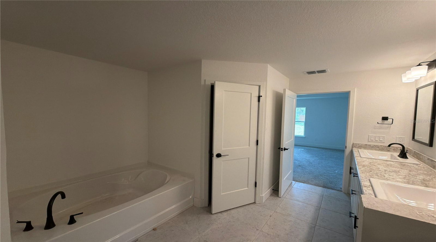 Ocala, Florida 34472, 4 Bedroom Bedrooms, ,2 Bathroombathrooms,Residential,For Sale,Hemlock Terrace Trl,0,Mfrom726683