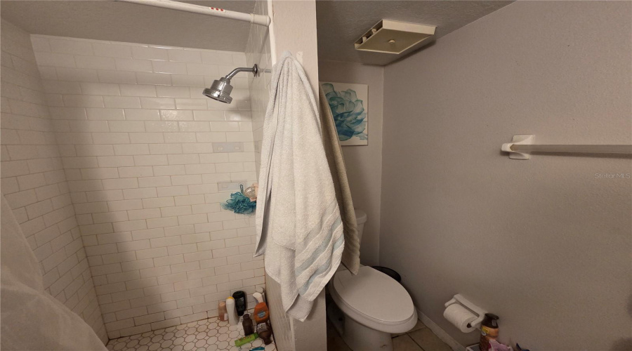 Tampa, Florida 33611, 2 Bedroom Bedrooms, ,2 Bathroombathrooms,Residential,For Sale,Mcelroy,0,Mfrtb8530214