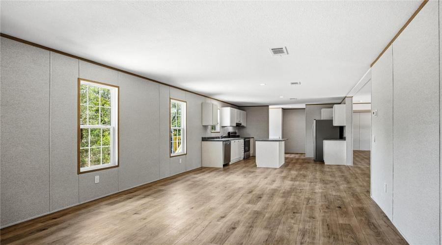 Interlachen, Florida 32148, 4 Bedroom Bedrooms, ,2 Bathroombathrooms,Residential,For Sale,London,0,Mfrgc540947