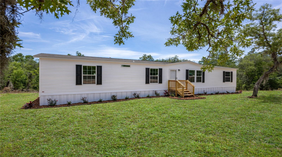 Interlachen, Florida 32148, 4 Bedroom Bedrooms, ,2 Bathroombathrooms,Residential,For Sale,London,0,Mfrgc540947