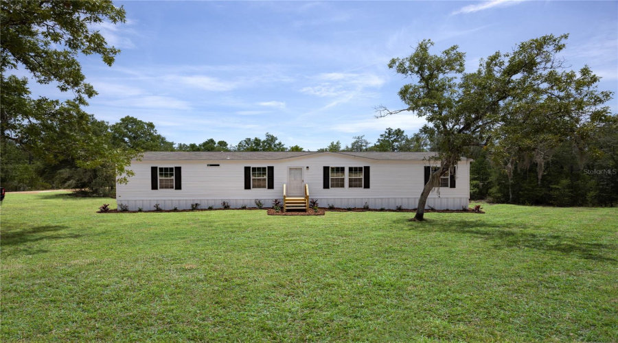 Interlachen, Florida 32148, 4 Bedroom Bedrooms, ,2 Bathroombathrooms,Residential,For Sale,London,0,Mfrgc540947