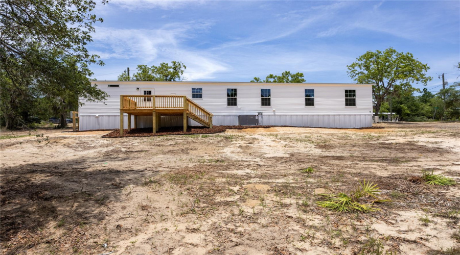 Interlachen, Florida 32148, 4 Bedroom Bedrooms, ,2 Bathroombathrooms,Residential,For Sale,London,0,Mfrgc540947