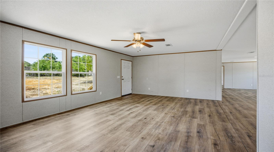 Interlachen, Florida 32148, 4 Bedroom Bedrooms, ,2 Bathroombathrooms,Residential,For Sale,London,0,Mfrgc540947