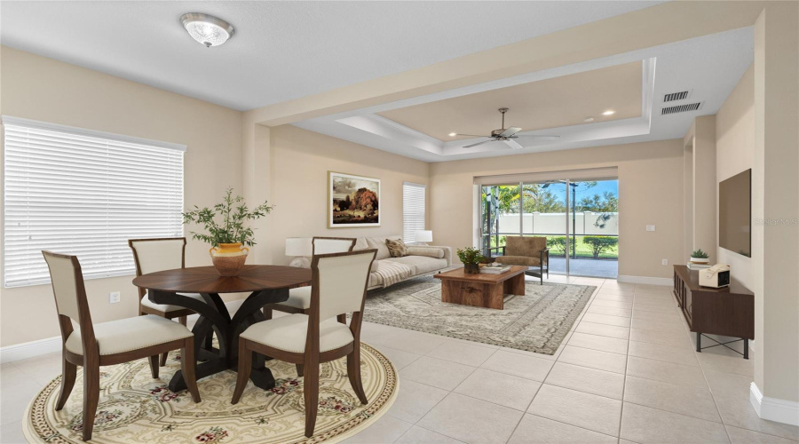 Sarasota, Florida 34243, 3 Bedroom Bedrooms, ,2 Bathroombathrooms,Residential,For Sale,Autumn Fern,0,Mfra4670884