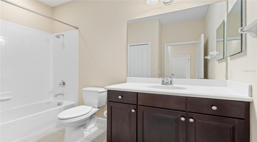 Sarasota, Florida 34243, 3 Bedroom Bedrooms, ,2 Bathroombathrooms,Residential,For Sale,Autumn Fern,0,Mfra4670884