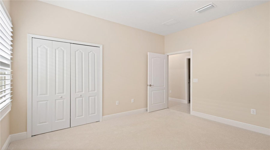 Sarasota, Florida 34243, 3 Bedroom Bedrooms, ,2 Bathroombathrooms,Residential,For Sale,Autumn Fern,0,Mfra4670884