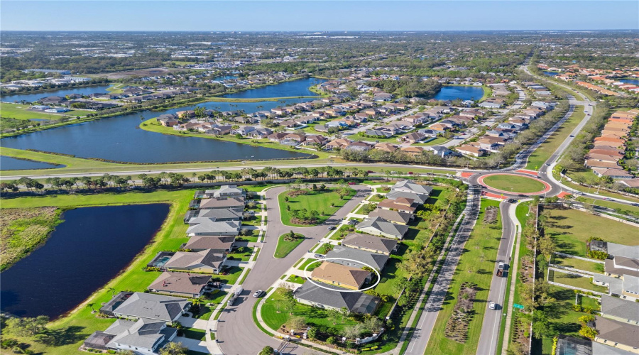 Sarasota, Florida 34243, 3 Bedroom Bedrooms, ,2 Bathroombathrooms,Residential,For Sale,Autumn Fern,0,Mfra4670884